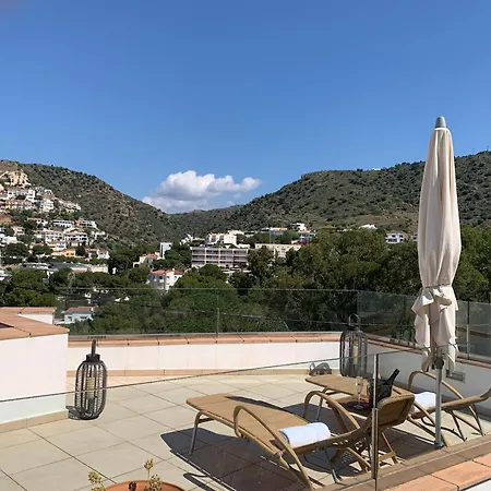 Almadrava Villa *