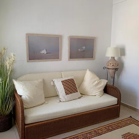 Almadrava Villa *